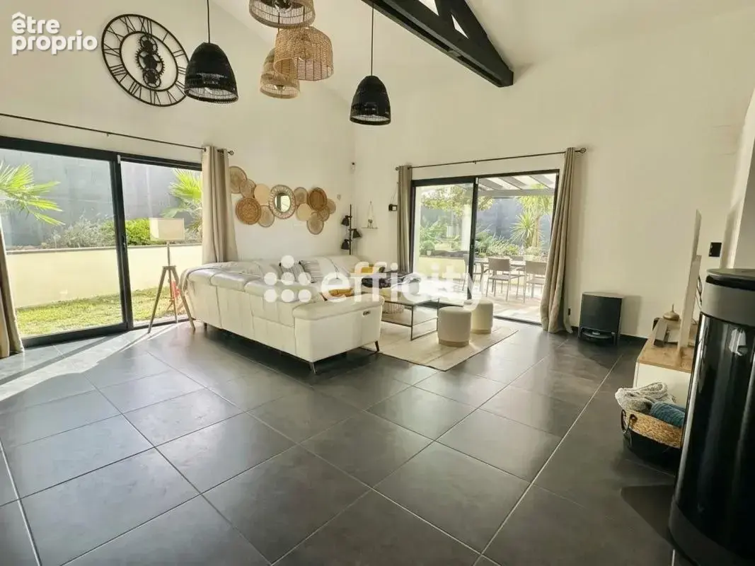 Maison 6 pièces 160 m² à vendre à Saint-Philbert-De-Grand-Lieu (44310) - photo 6