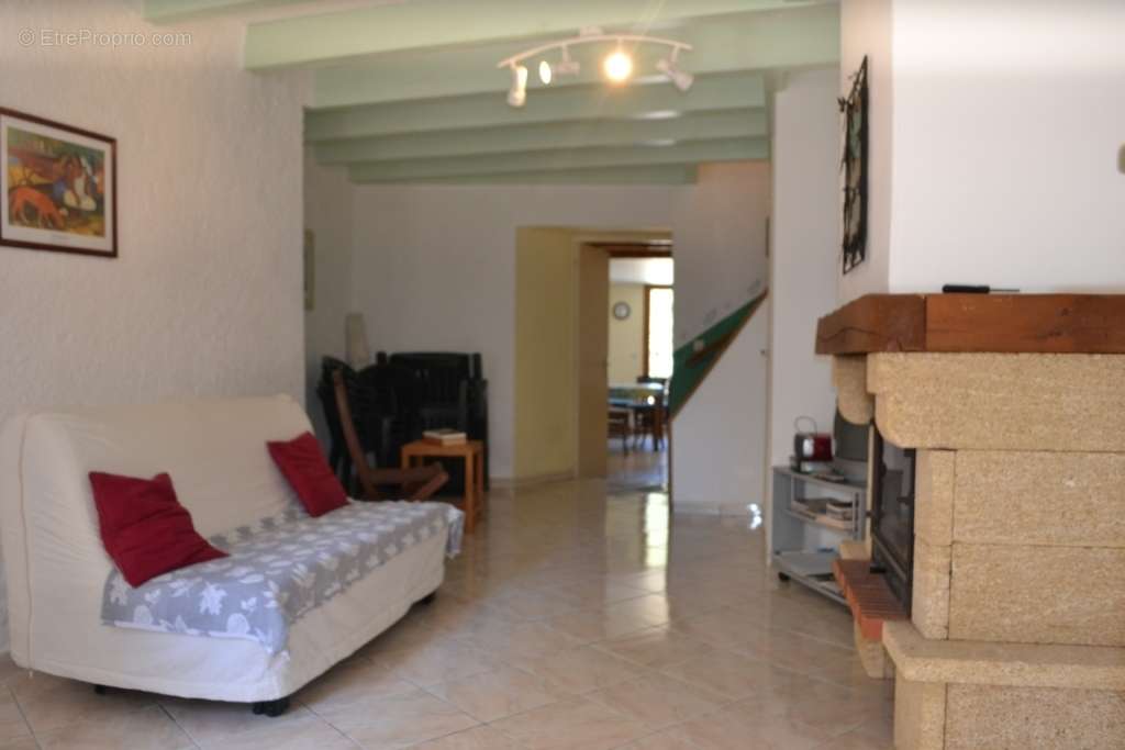 Maison à FELINES-TERMENES