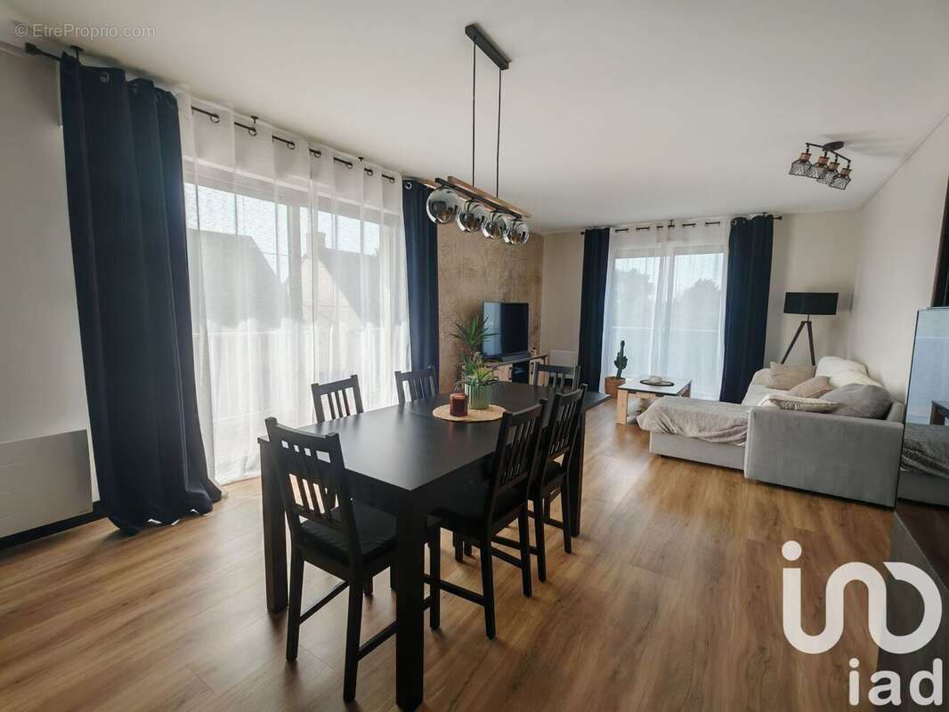 Photo 2 - Appartement à LA GUERCHE-DE-BRETAGNE