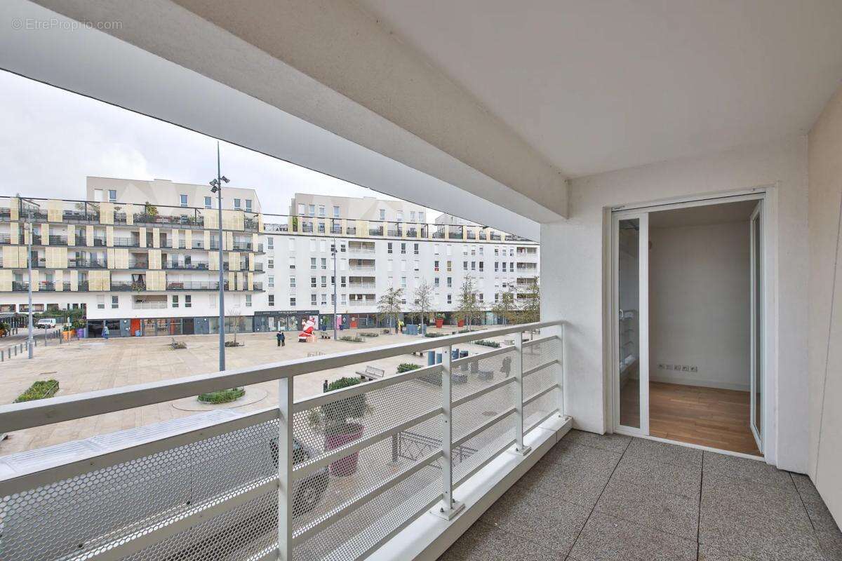 Appartement à ISSY-LES-MOULINEAUX