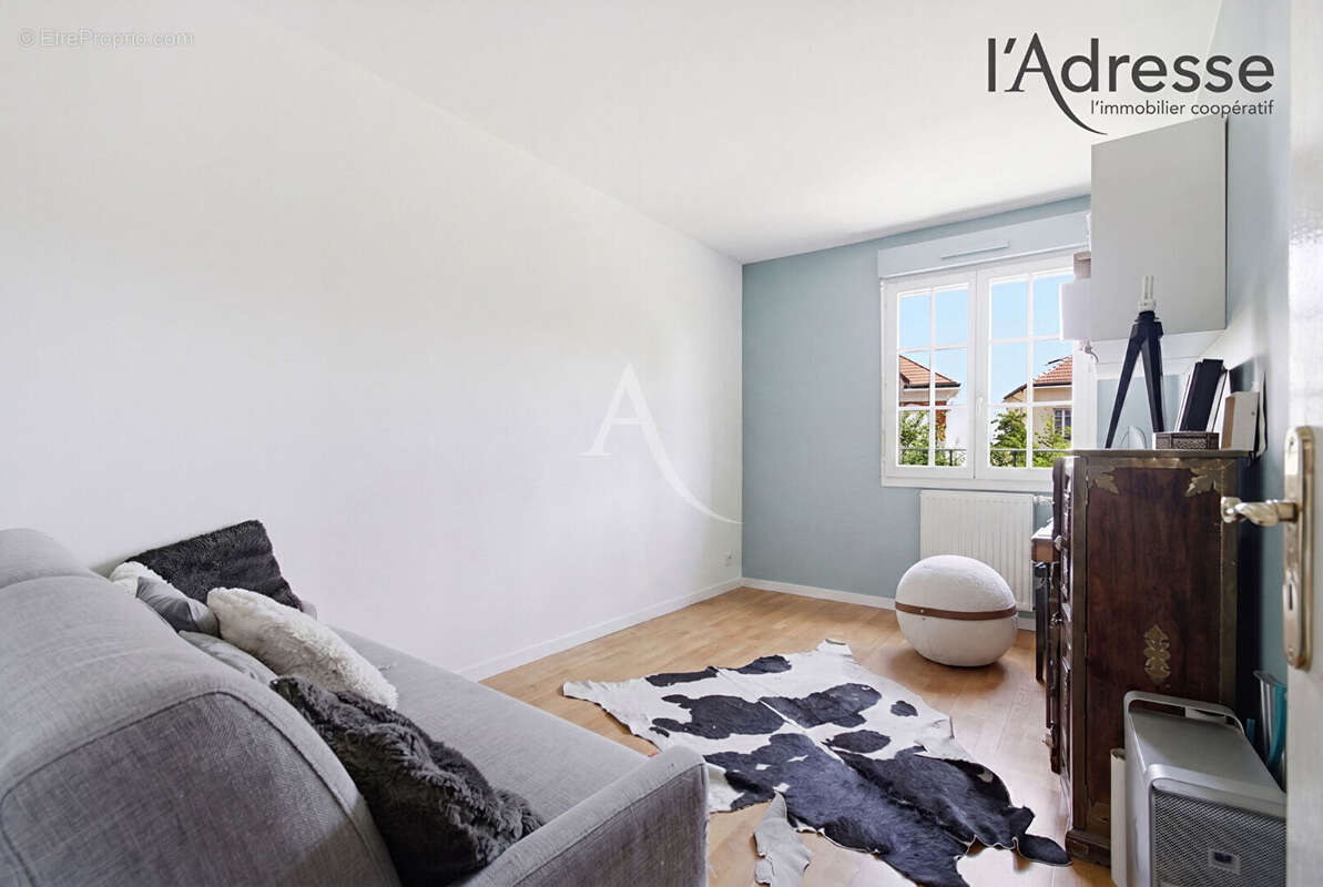 Appartement à SURESNES