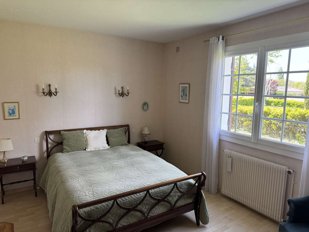 Maison à CASTELJALOUX