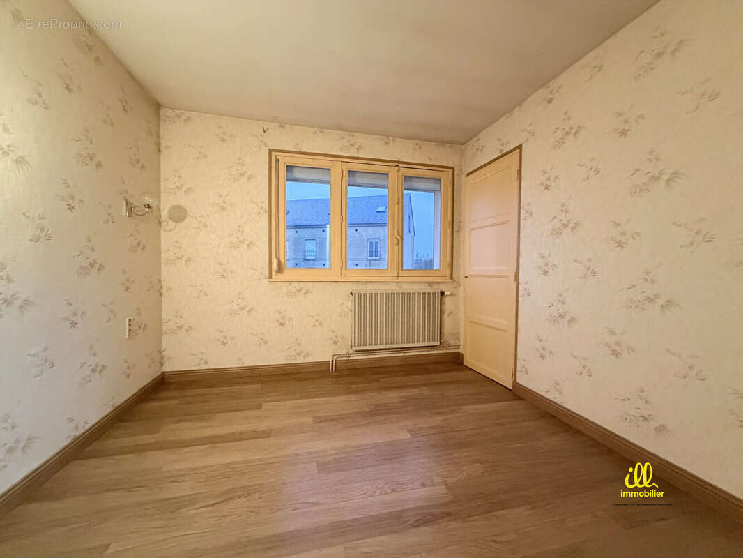 Maison à VILLERS-SEMEUSE