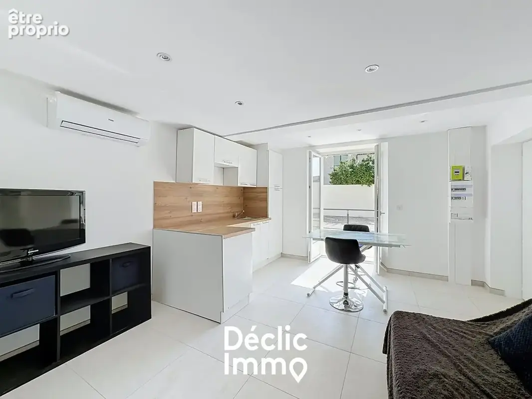 Appartement renove - 2 pieces - terrasse -  pegomas - photo 3