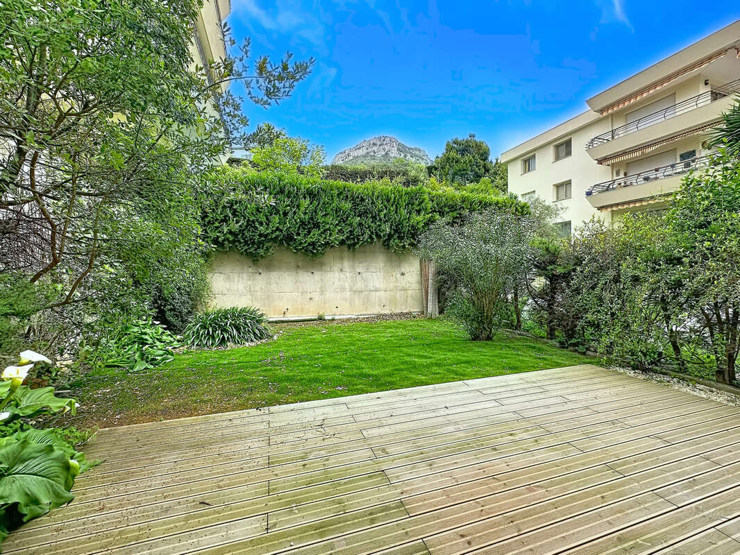 Appartement à VENCE