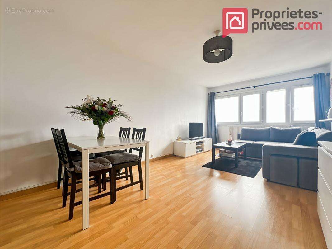 Appartement à MONS-EN-BAROEUL