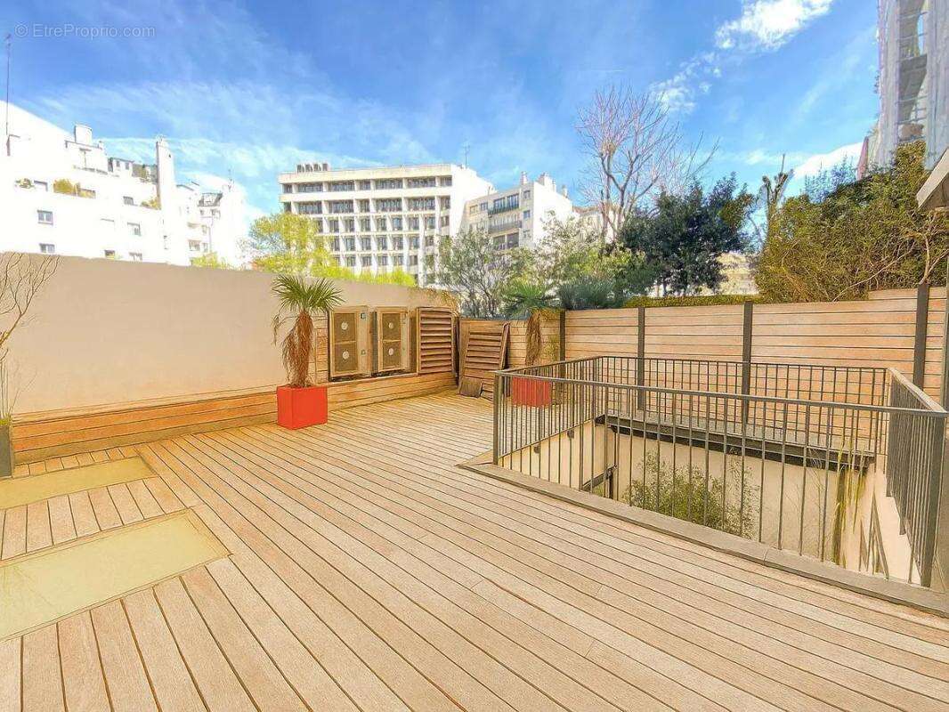 Commerce à BOULOGNE-BILLANCOURT