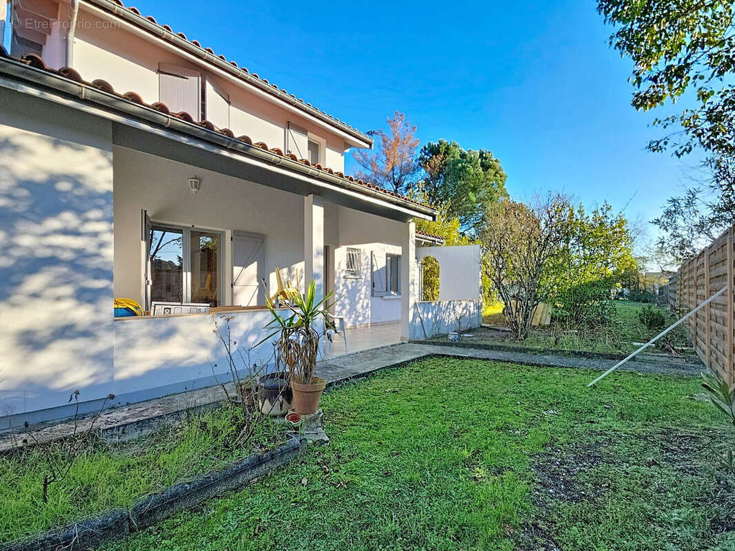 Maison à MERIGNAC