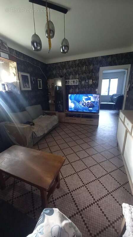 Photo 6 - Maison à VILLELOIN-COULANGE