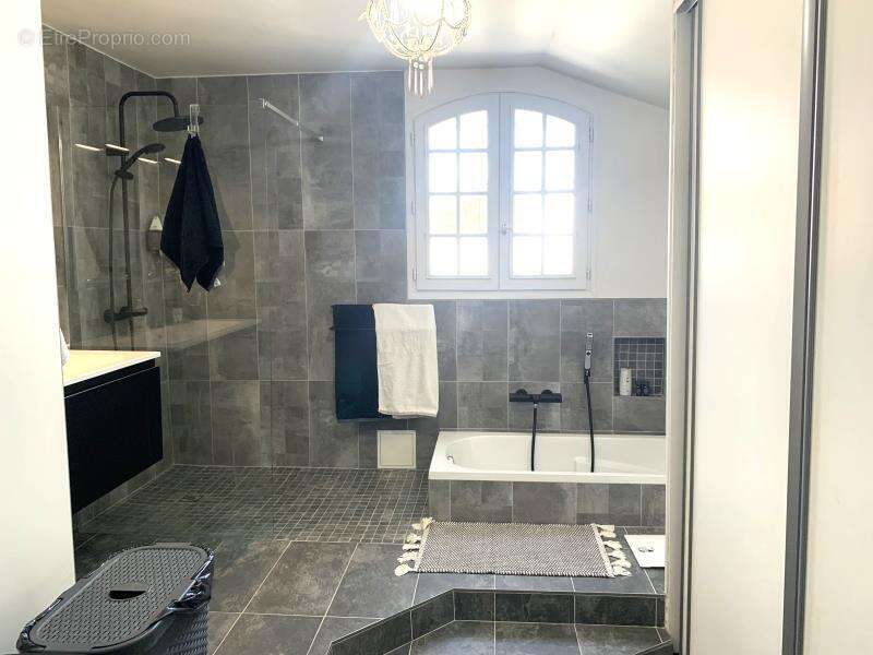 Maison à CONFLANS-SAINTE-HONORINE