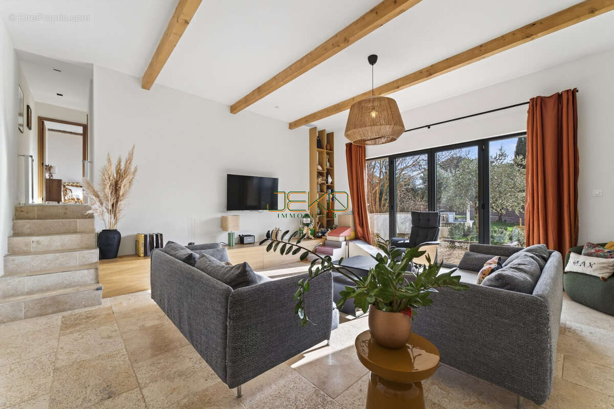 Maison à NIMES