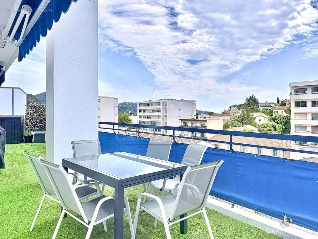 Appartement à LE CANNET