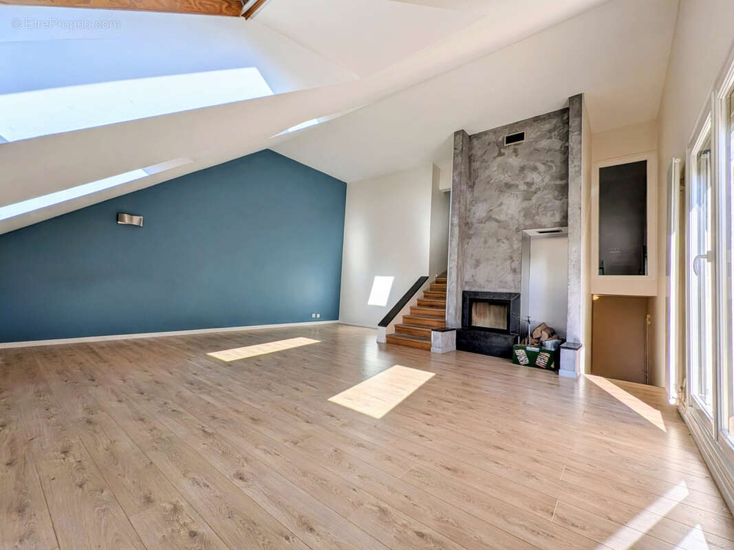 Triplex lumineux 5 pièces 109 m2 - photo 3