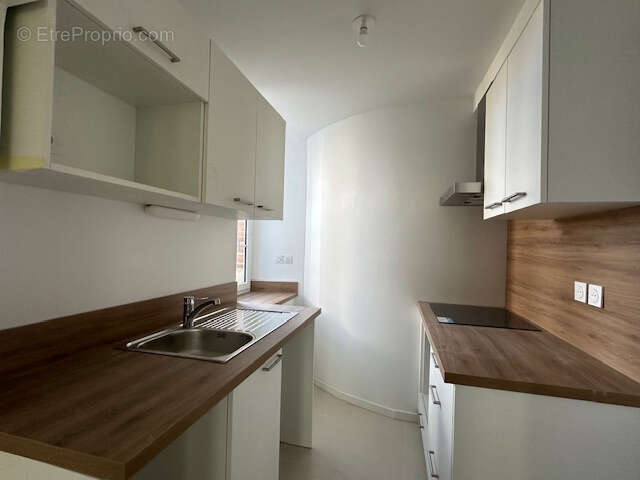 Appartement T3 , 61 m2, entièrement rénové avec jardin - photo 11