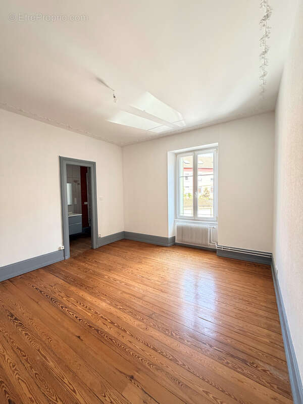 BELFORT Secteur Faubourg de Lyon - Appartement T4 avec garage (réf VB3796) - photo 5