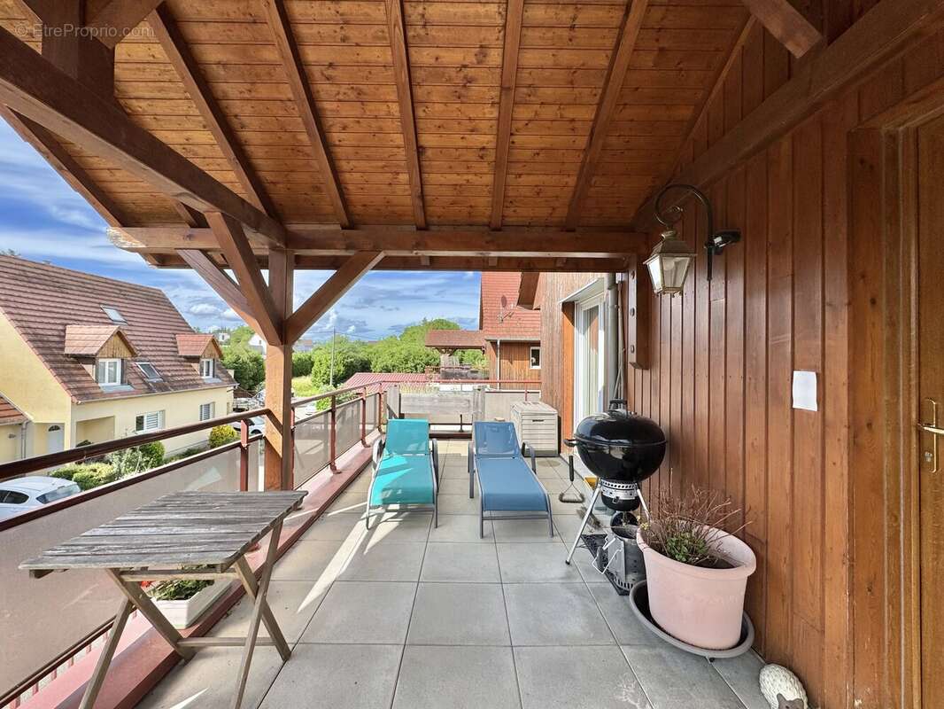 Appartement à STEINBRUNN-LE-HAUT