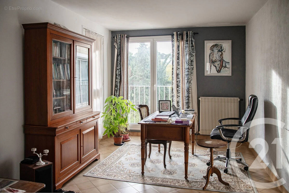 Appartement à MARSEILLE-13E