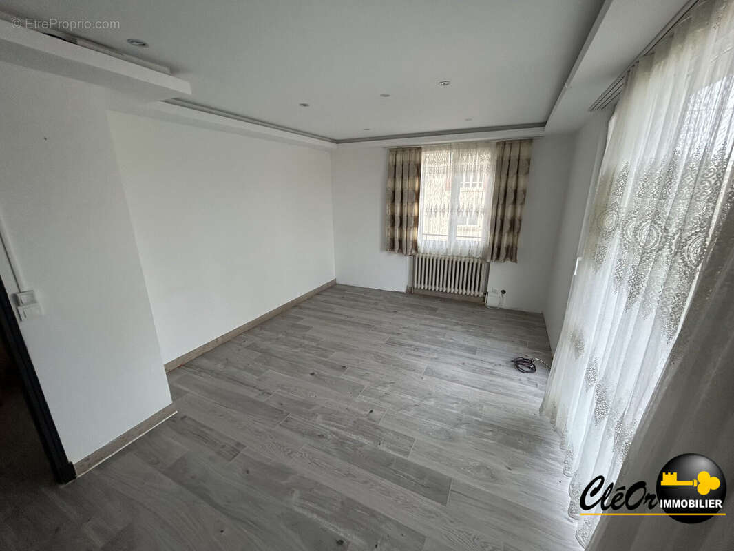 Maison 88 m² à Sornay  - photo 3