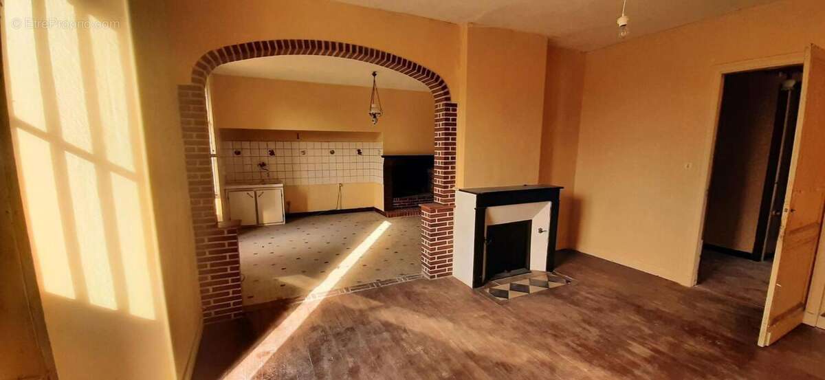 Maison à PARDAILLAN