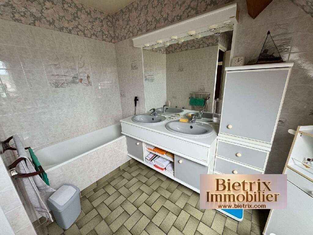 Maison à L'ISLE-ADAM