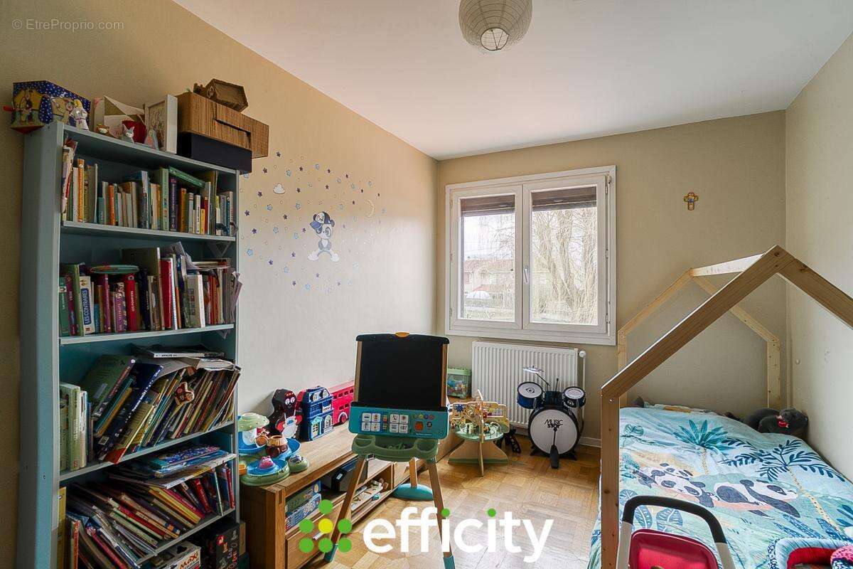 Maison à SAINT-SYMPHORIEN-D'OZON