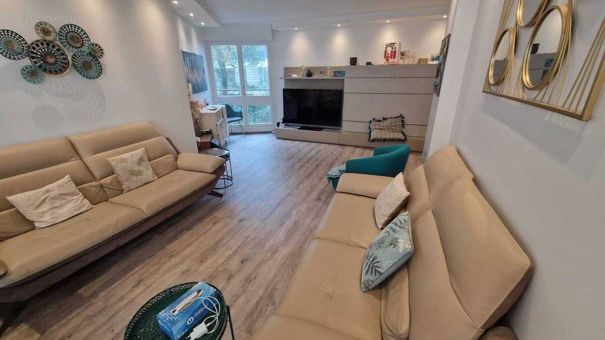 Appartement à LE CHESNAY