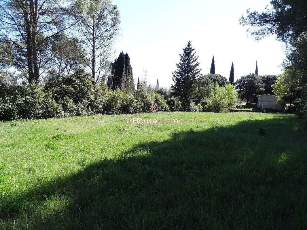 Terrain à BOISSET-ET-GAUJAC