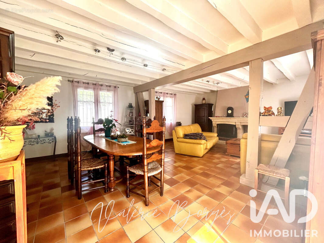 Photo 5 - Maison à LA CELLE-SUR-MORIN