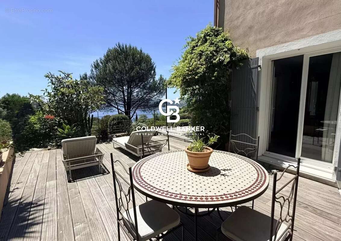 Maison à RAYOL-CANADEL-SUR-MER