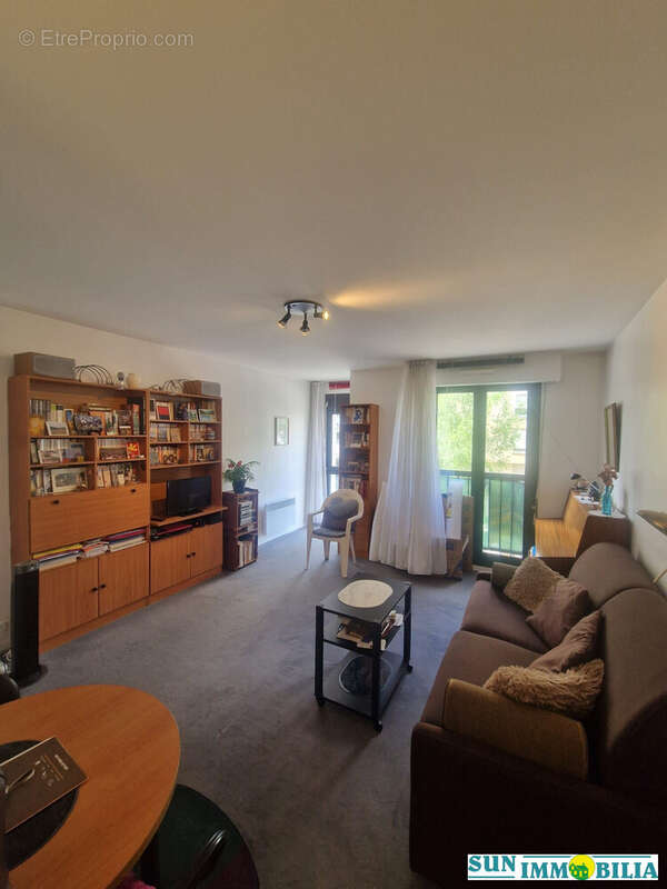 Appartement à PARIS-20E