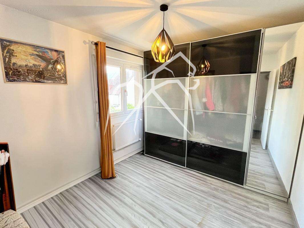 Appartement 3 pièces  63 m²  1er étage avec balcon  St Clément - Jardin des Plantes  76100 Rouen - photo 6