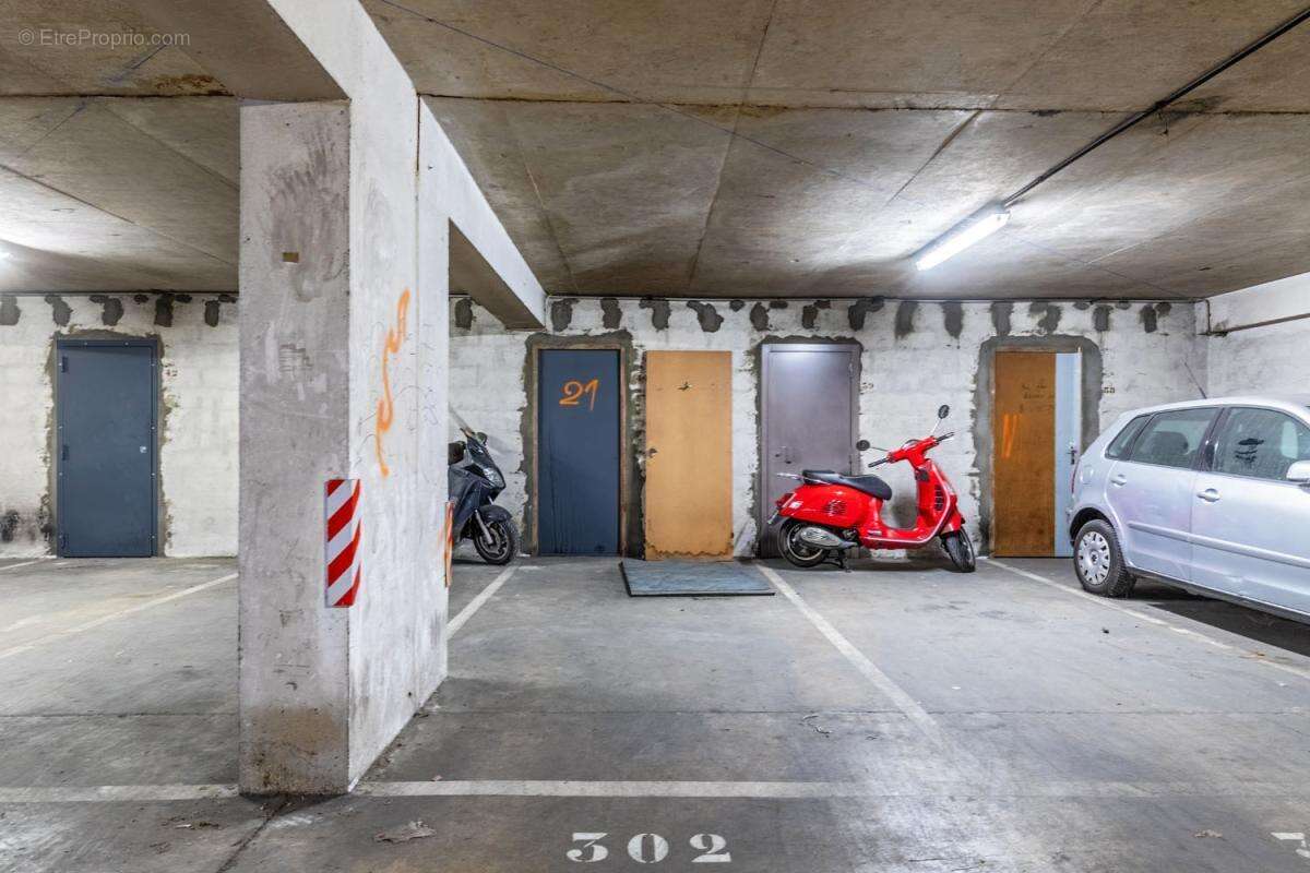 6 places de parking - Paris (75) - photo 6