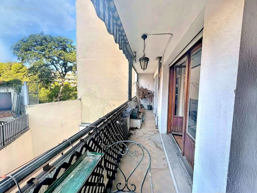 Appartement à MARSEILLE-8E