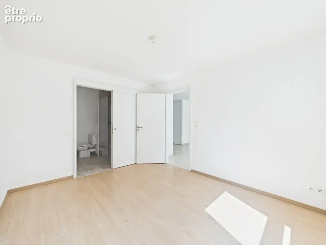 BISCHHEIM - F2 de 37.38 m² à vendre avec garage - photo 6