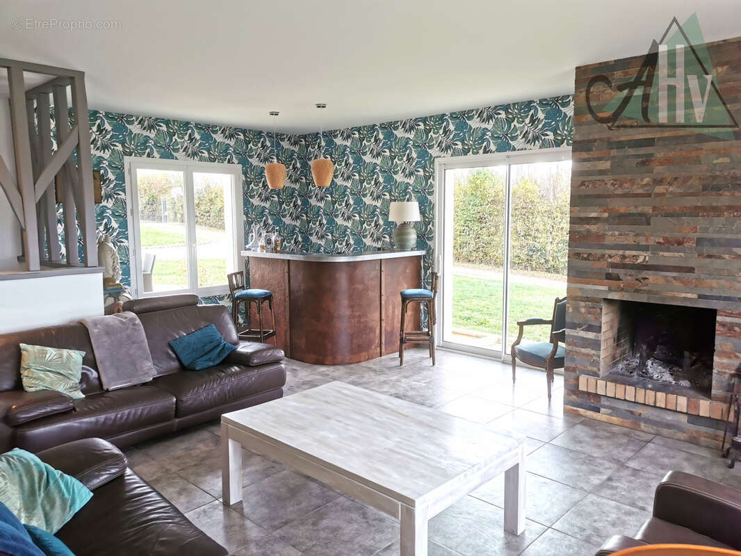 Maison à COULOMMIERS