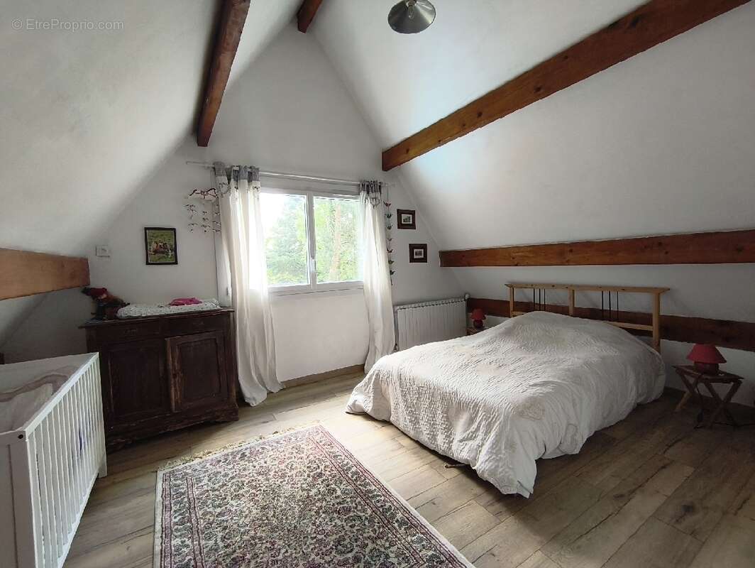 Maison à NESLES-LA-VALLEE