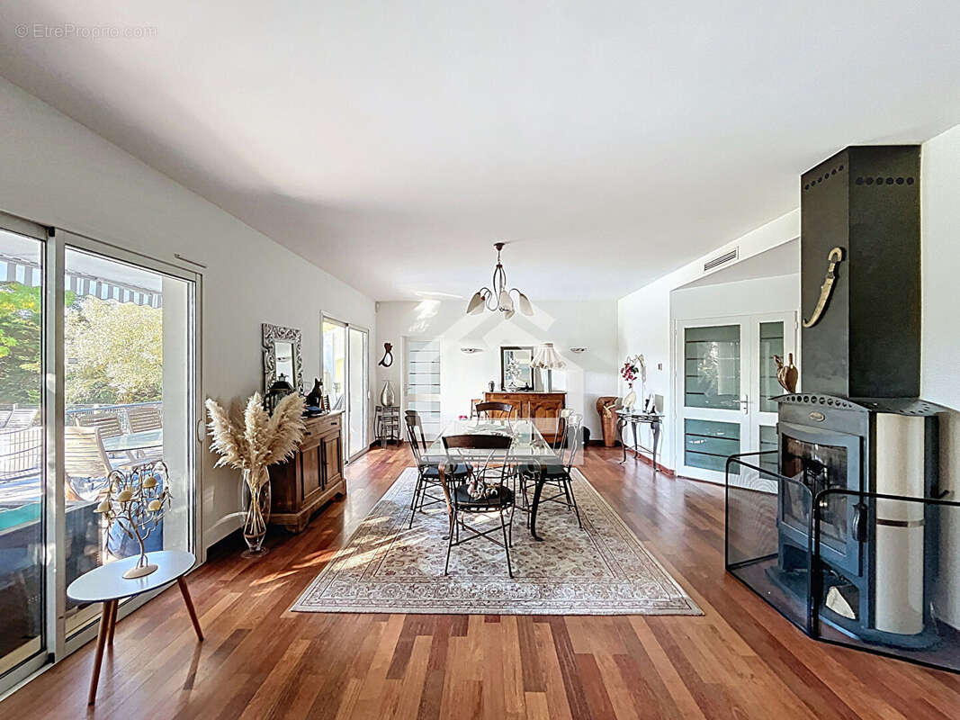 Maison à LE TAILLAN-MEDOC