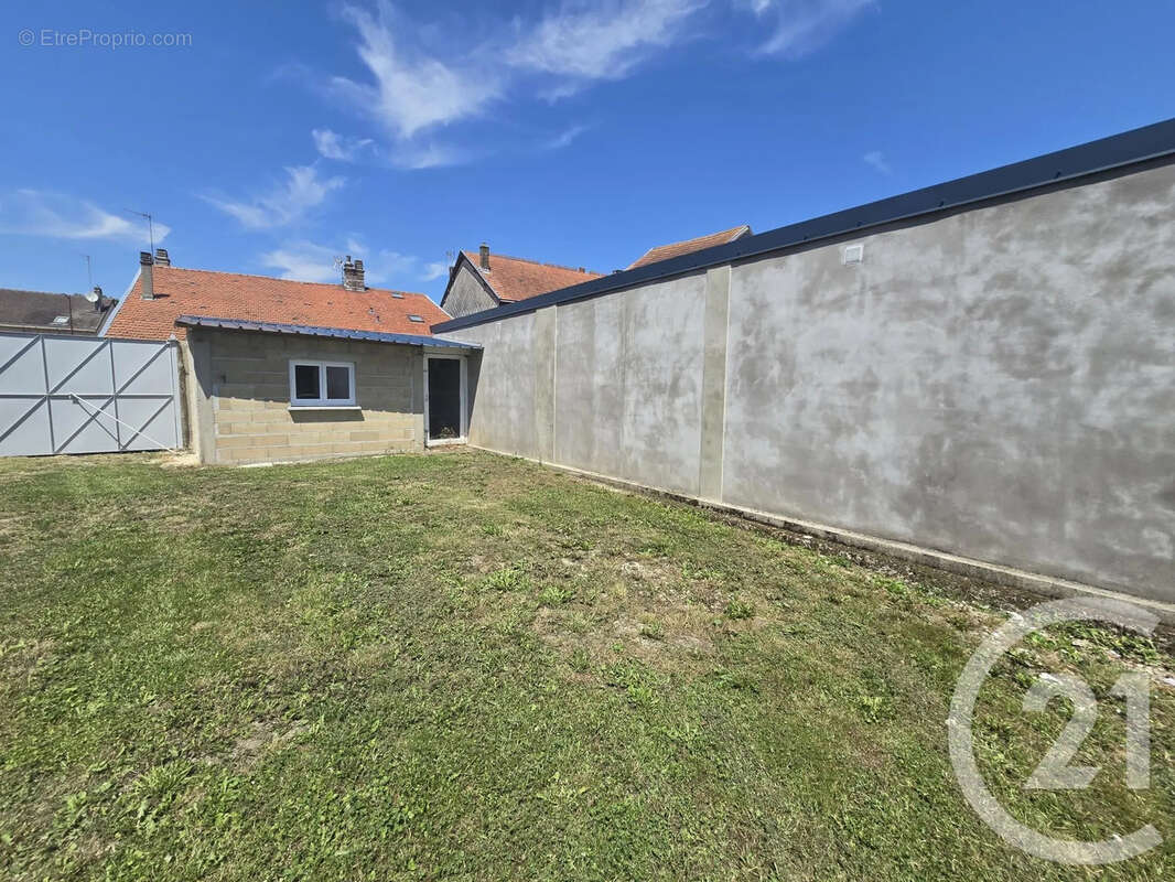 Maison à AMAGNE