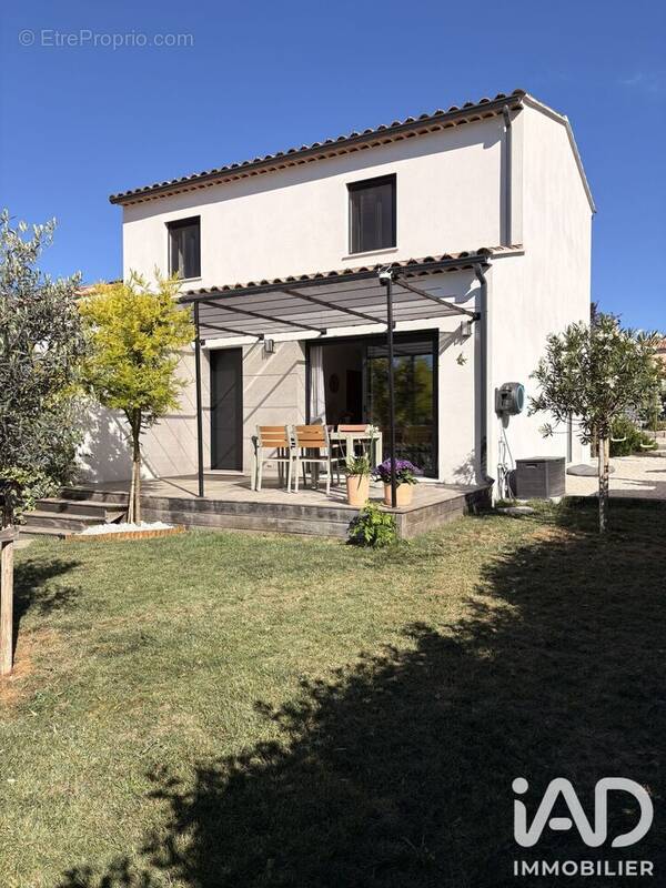 Photo 1 - Maison à PIERREVERT