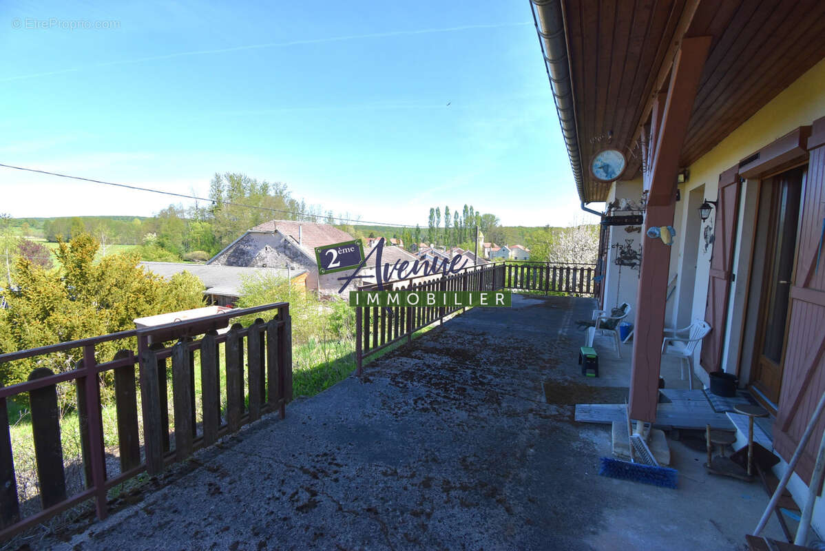 Pavillon F4 sur 13 ares - photo 5