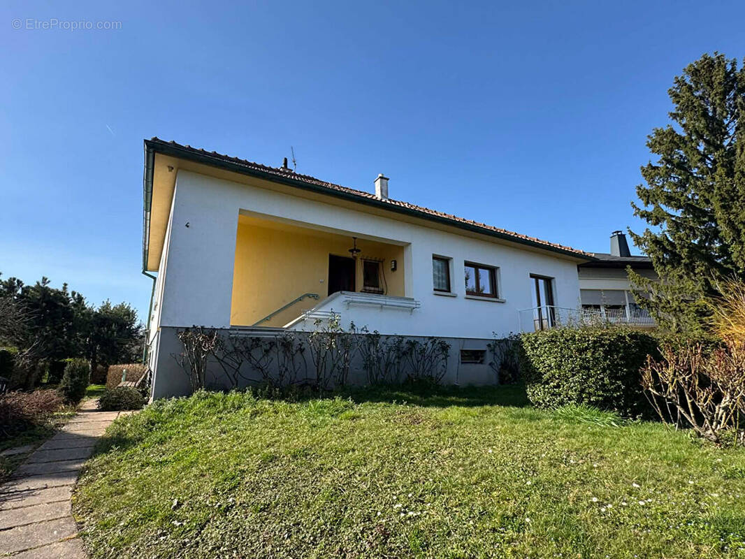 Maison à SOULTZ-HAUT-RHIN