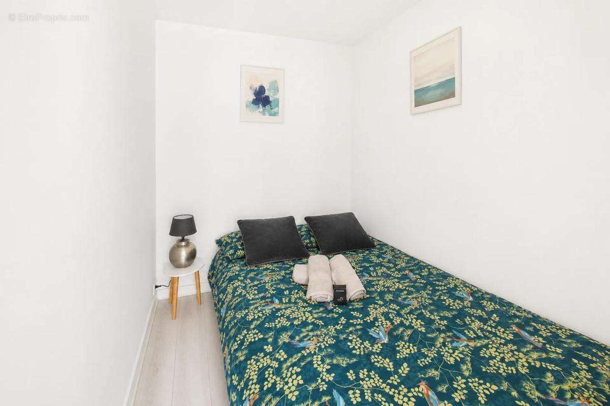 2P rénové de 27 m² avec cave à Cannes - photo 4