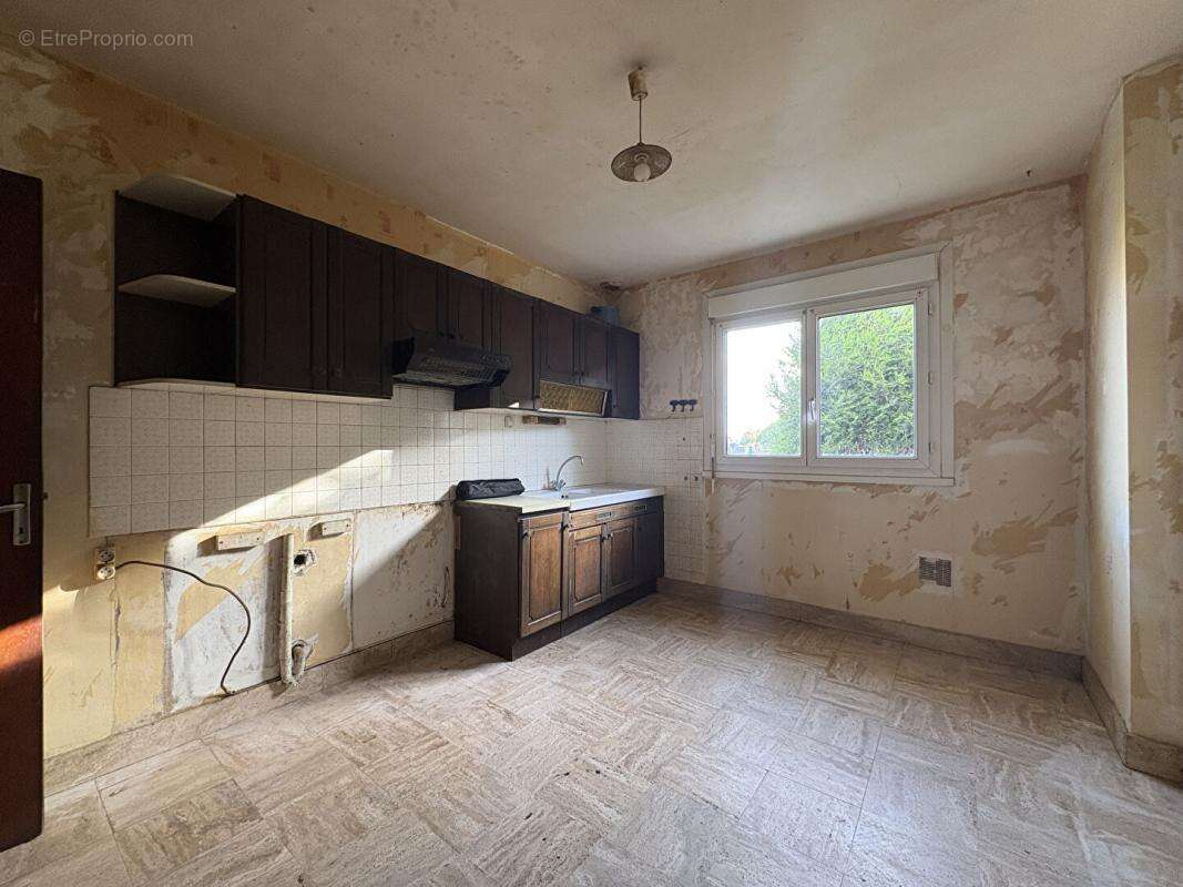 A vendre RIEC SUR BELON (29340) Maison 10 pièces 7 chambres 183 m2 - photo 9