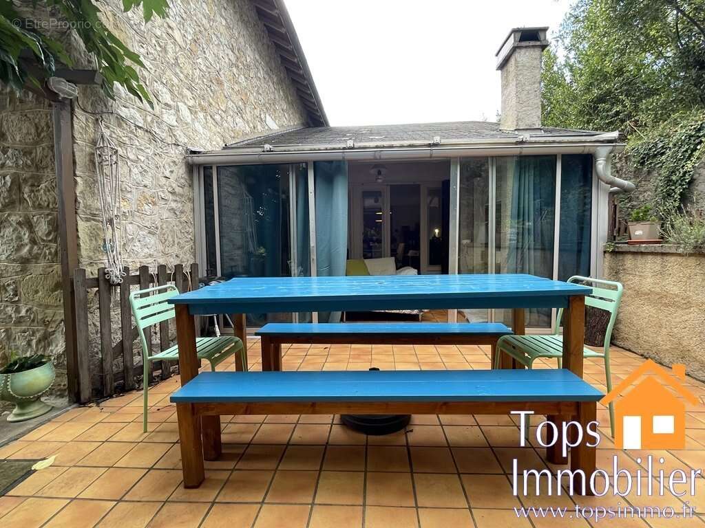 Maison à VILLEFRANCHE-DE-ROUERGUE