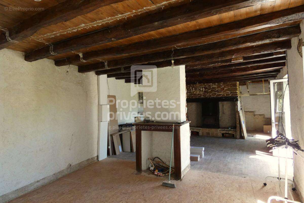 Maison ancienne à restaurer, fort potentiel + Jardin 2000 m² - photo 10