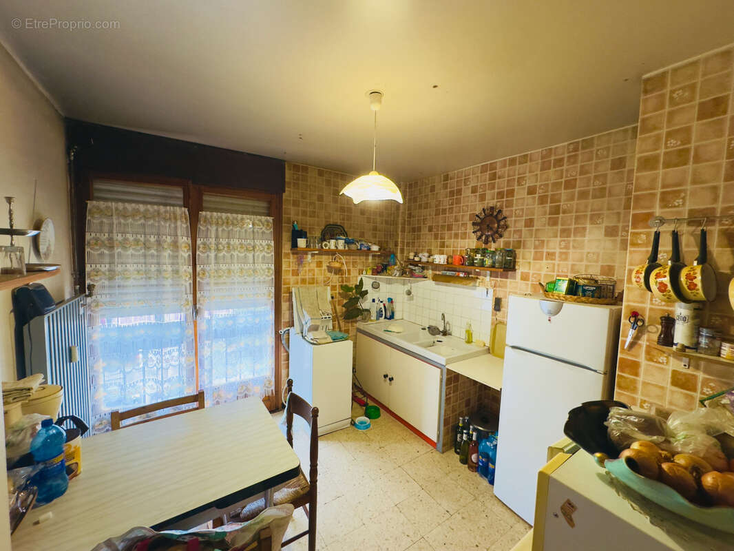 Autre à SAINT-ETIENNE