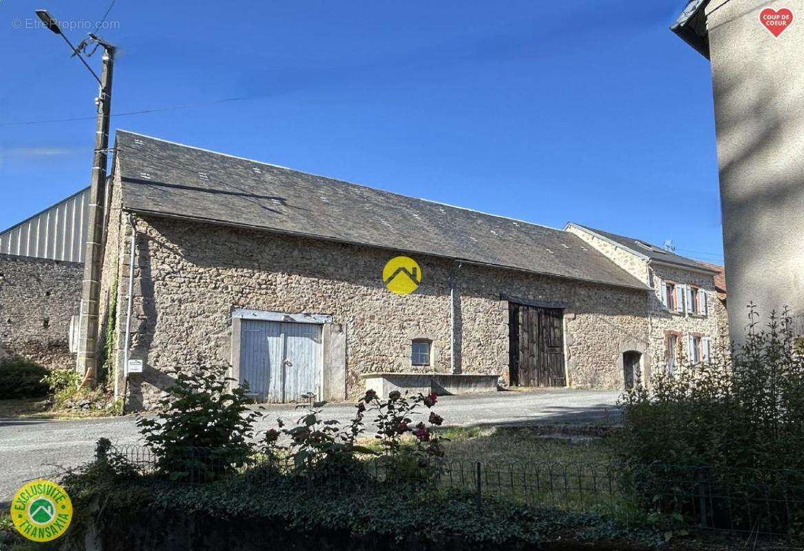 Maison à LE GRAND-BOURG