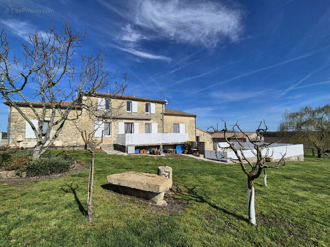 Maison à SAUVETERRE-DE-GUYENNE