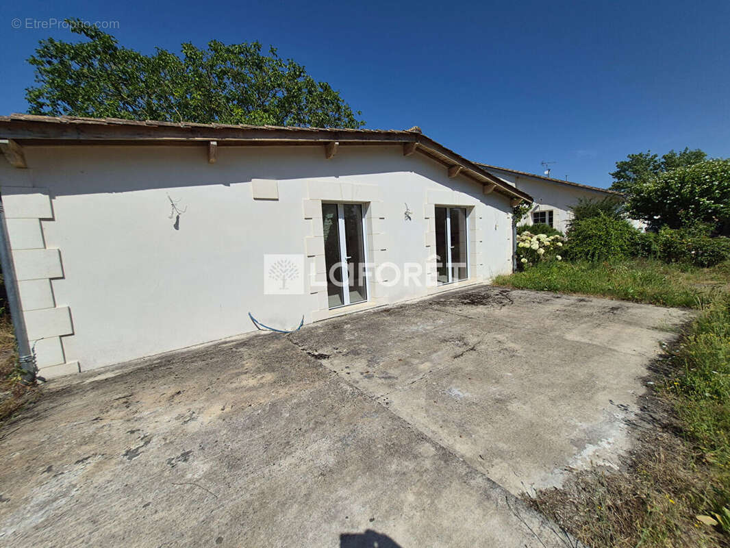 Maison d'habitation avec 2 gîtes au calme et garage - photo 14