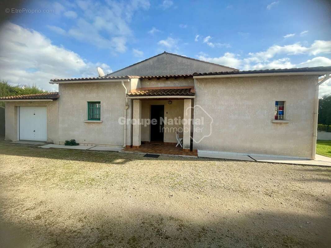 Maison à NOVES